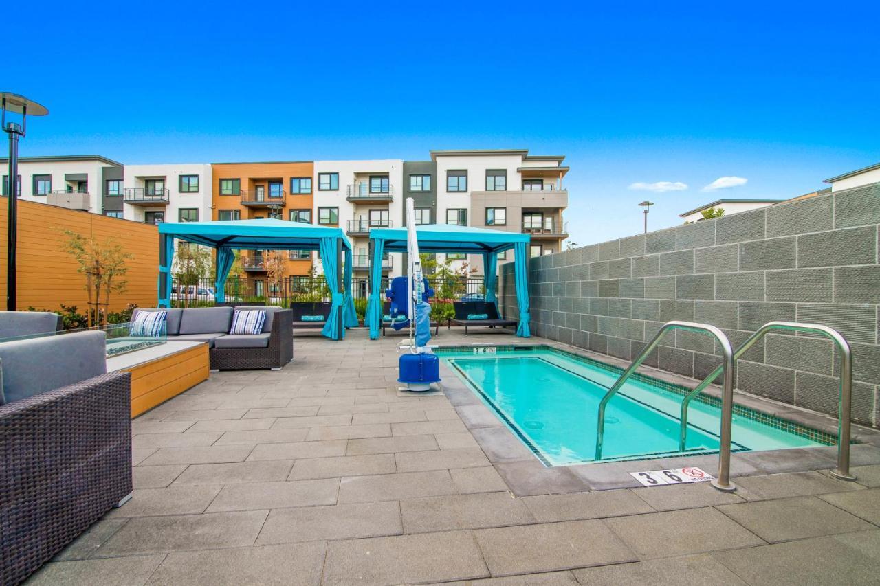Global Luxury In Apartment Menlo Park